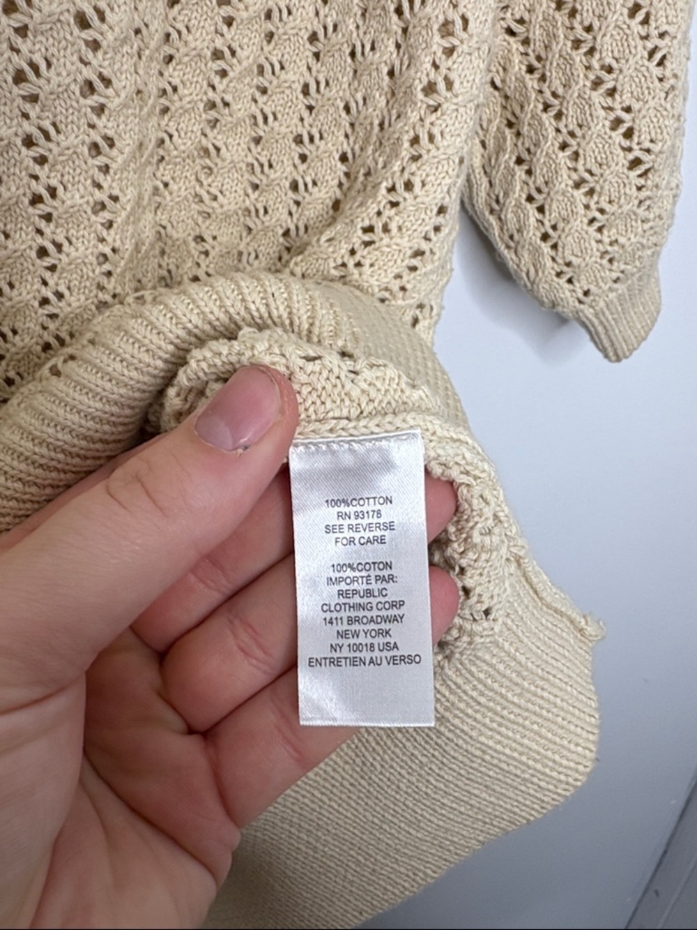 Elie Tahari Top Womens Medium Crochet Open Knit Collared V Neck Old Money Preppy - Picture 7 of 10